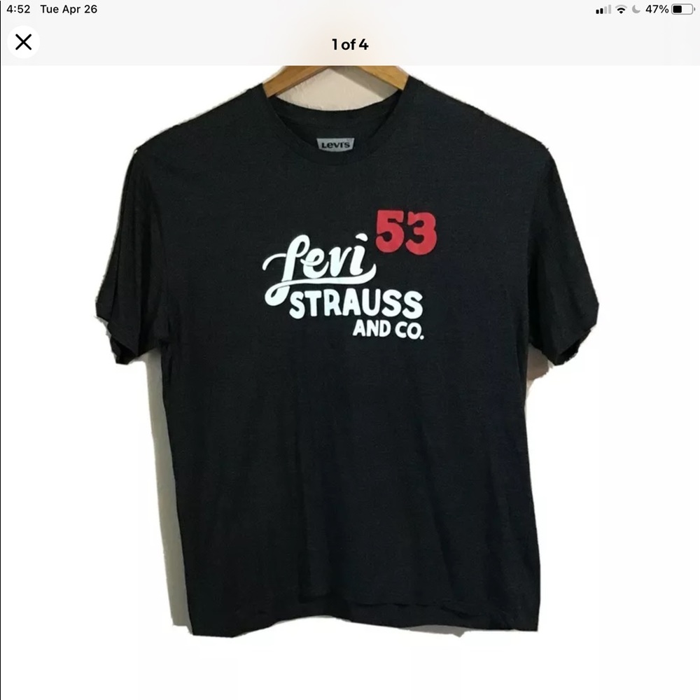 Levi's t-shirt
